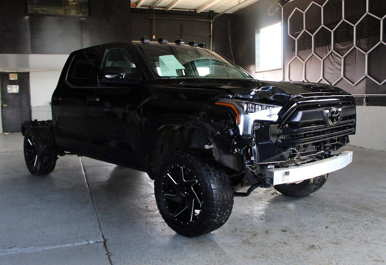 5TFLA5DB6RX136222 · 2024 TOYOTA TUNDRA