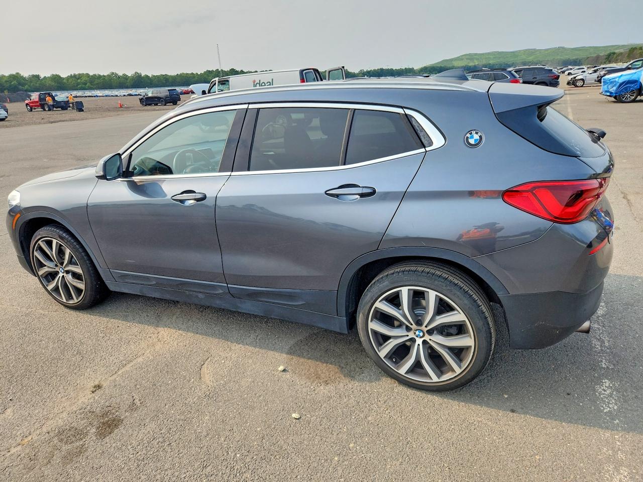 WBXYJ5C58KEF83594 · 2019 BMW X2 · 2/13