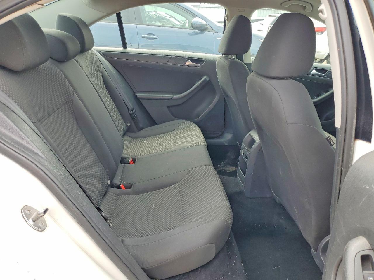 3VW3L7AJ9EM310959 · 2014 VOLKSWAGEN JETTA · 10/12