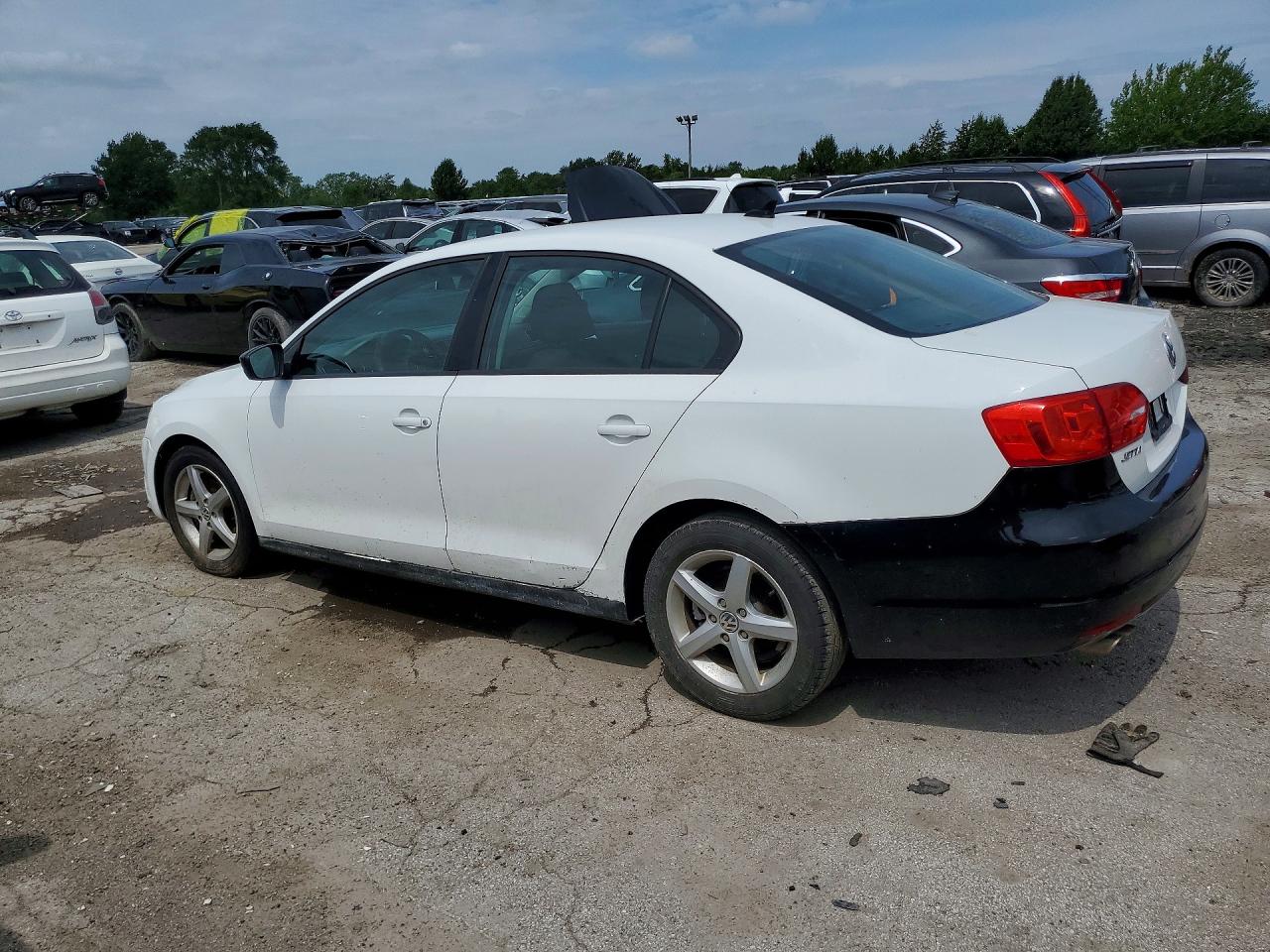 3VW3L7AJ9EM310959 · 2014 VOLKSWAGEN JETTA · 2/12
