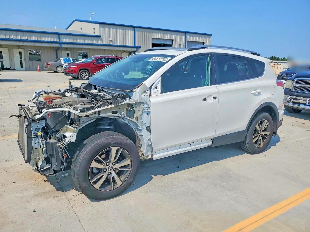 2T3WFREV9HW393733 · 2017 TOYOTA RAV4