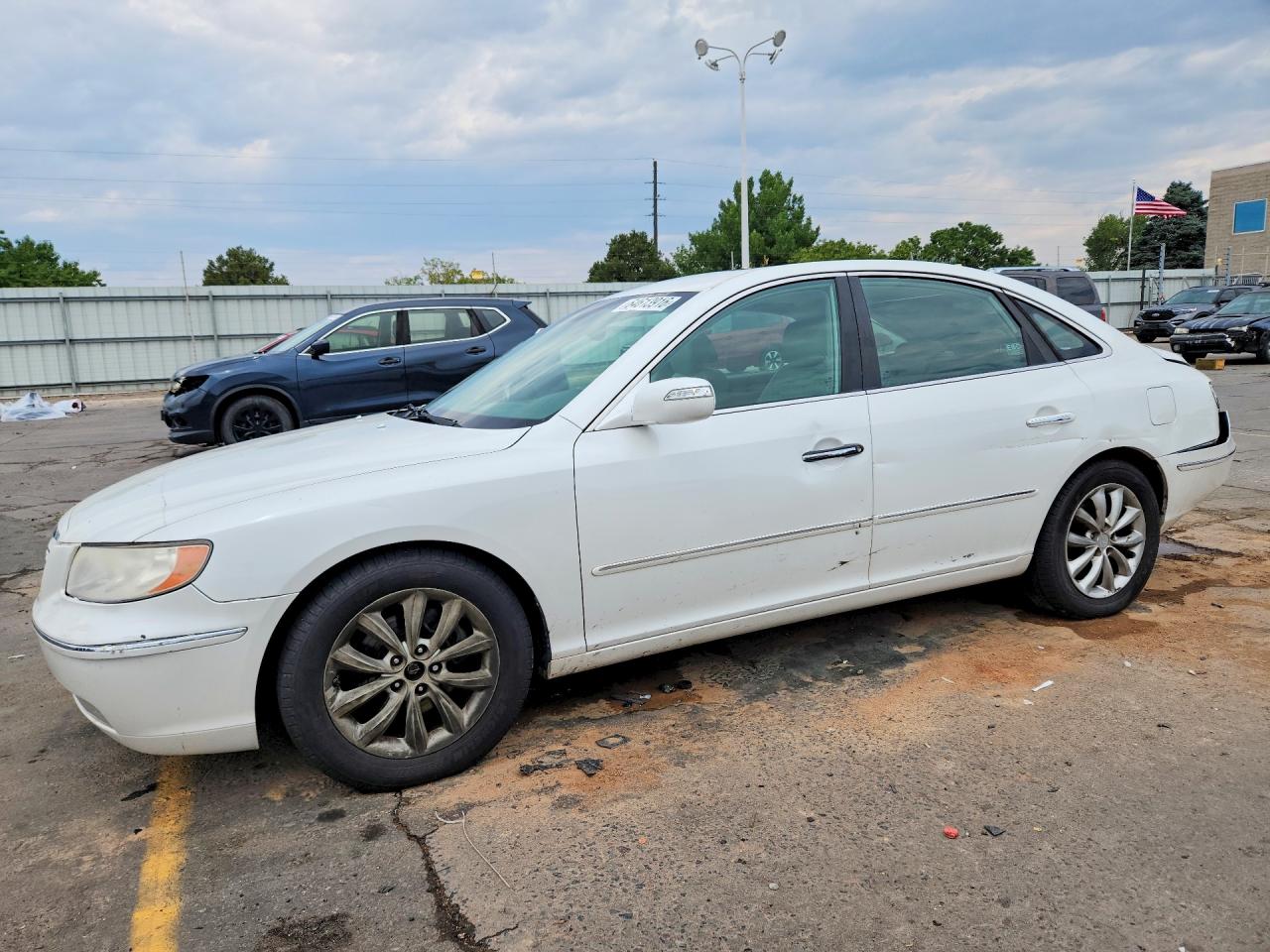 KMHFC46F18A254595 · 2008 HYUNDAI AZERA