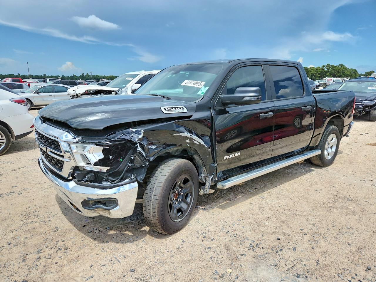 1C6RREFT7PN592576 · 2023 RAM 1500