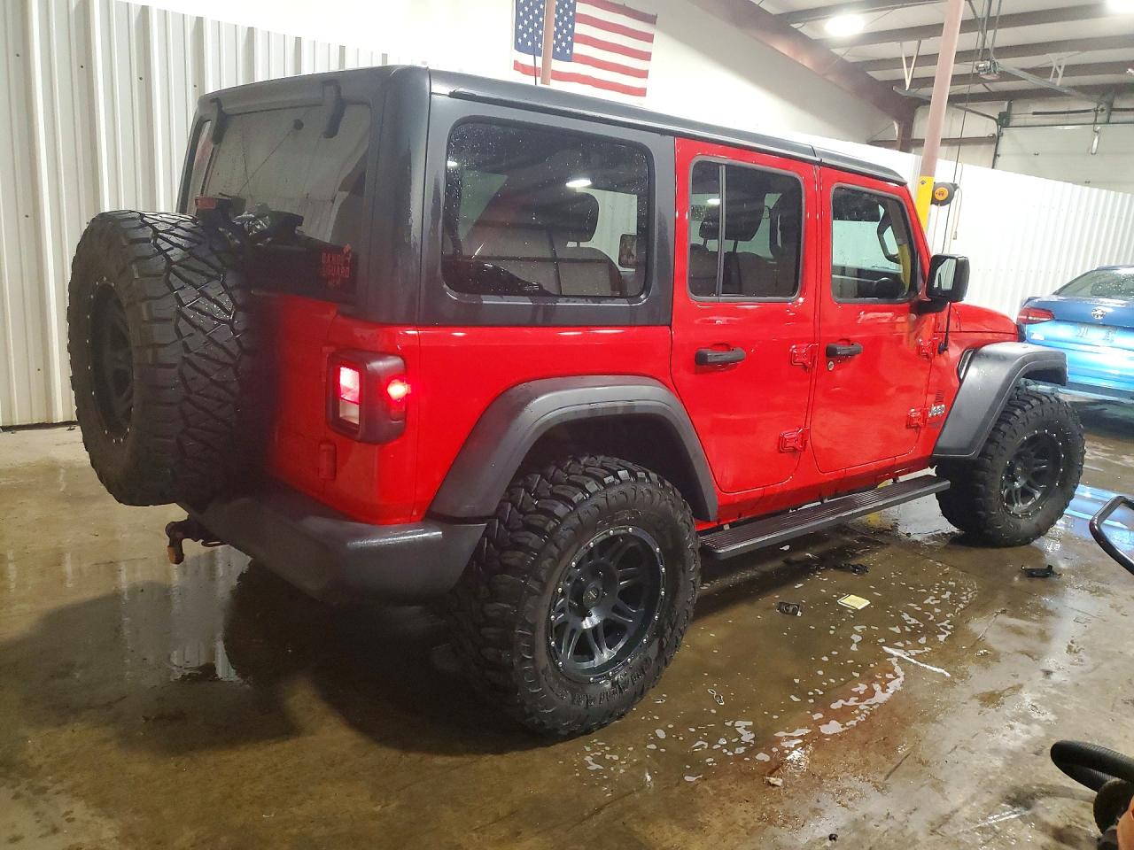 1C4HJXDG3JW287445 · 2018 JEEP WRANGLER UNLIMITED · 3/14