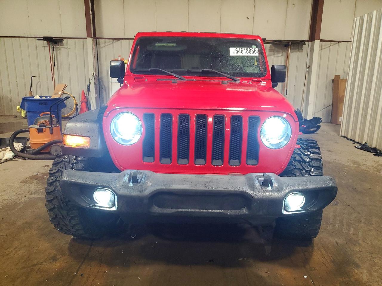 1C4HJXDG3JW287445 · 2018 JEEP WRANGLER UNLIMITED · 5/14