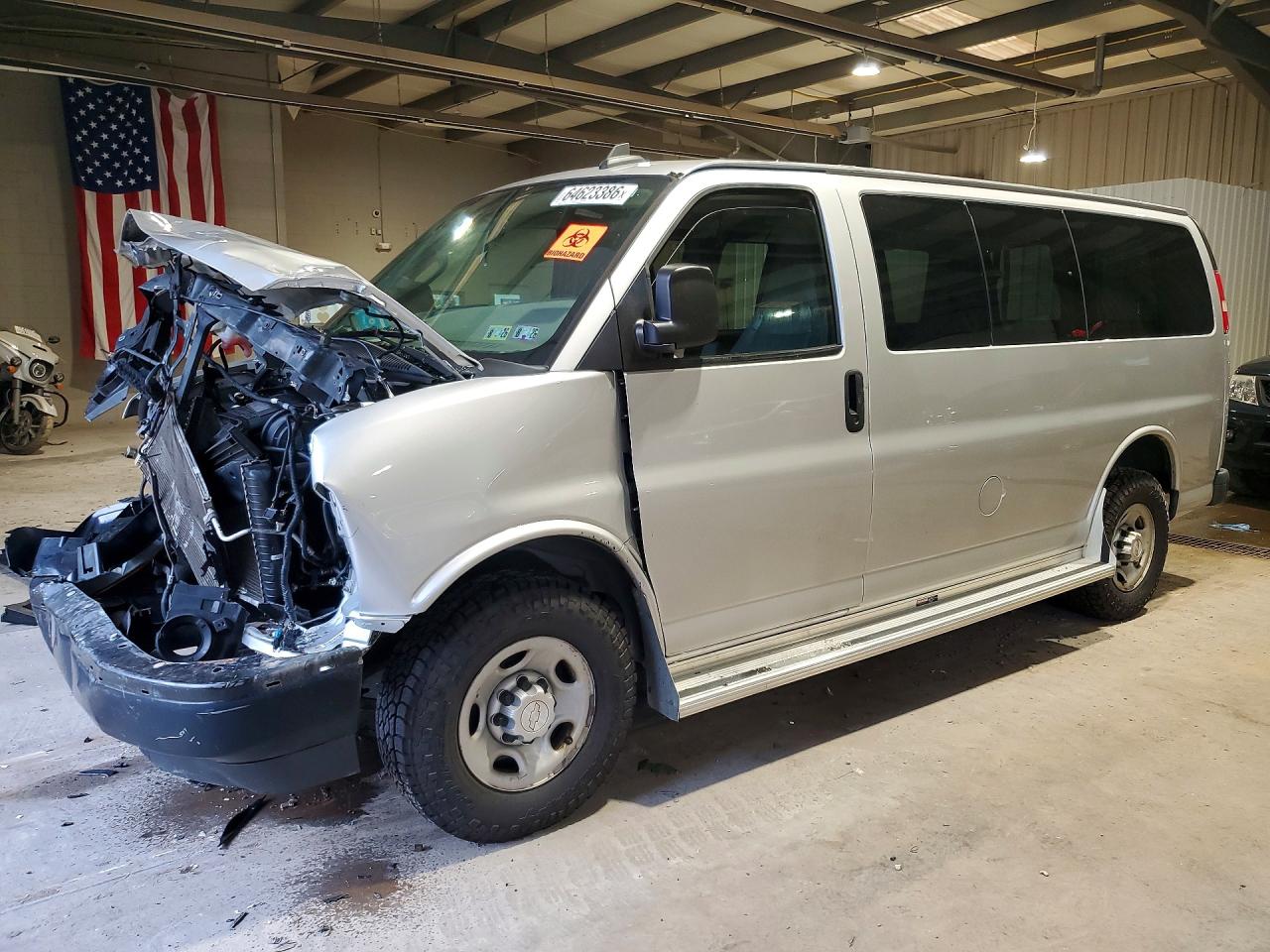1GAWGEFFXH1263366 · 2017 CHEVROLET EXPRESS G2500