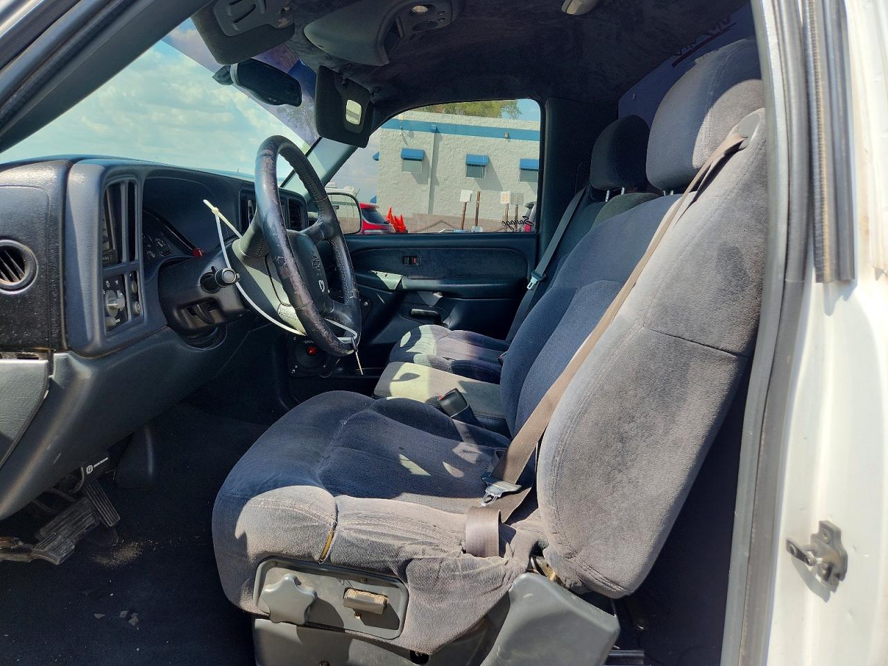 1GCEC14V71Z133053 · 2001 CHEVROLET SILVERADO · 7/12