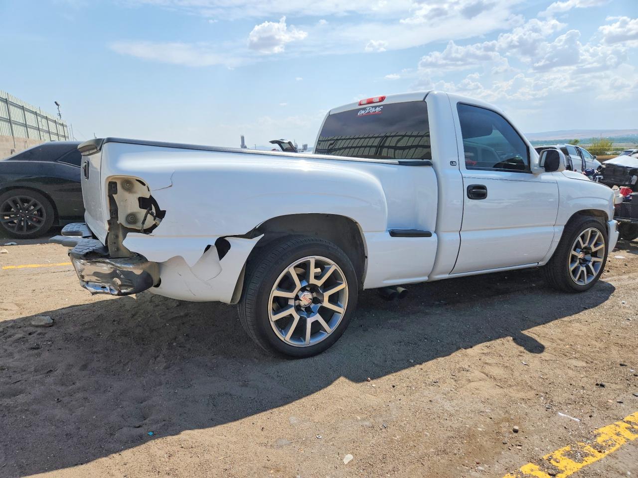 1GCEC14V71Z133053 · 2001 CHEVROLET SILVERADO · 3/12