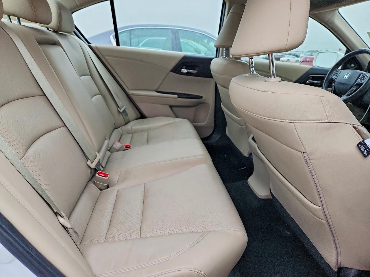 1HGCR2F93HA062276 · 2017 HONDA ACCORD · 10/12
