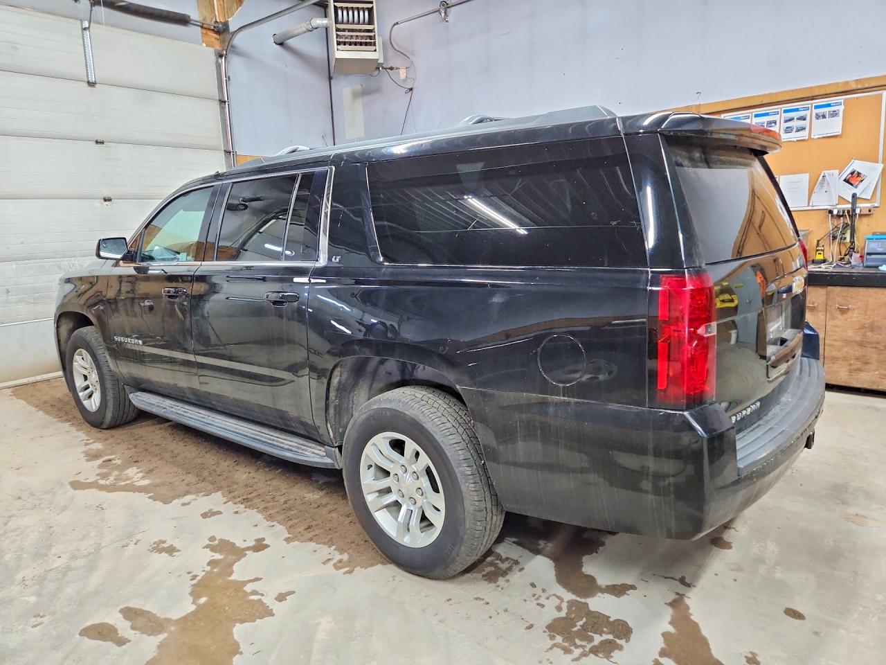 1GNSKHKCXKR377711 · 2019 CHEVROLET SUBURBAN · 2/13