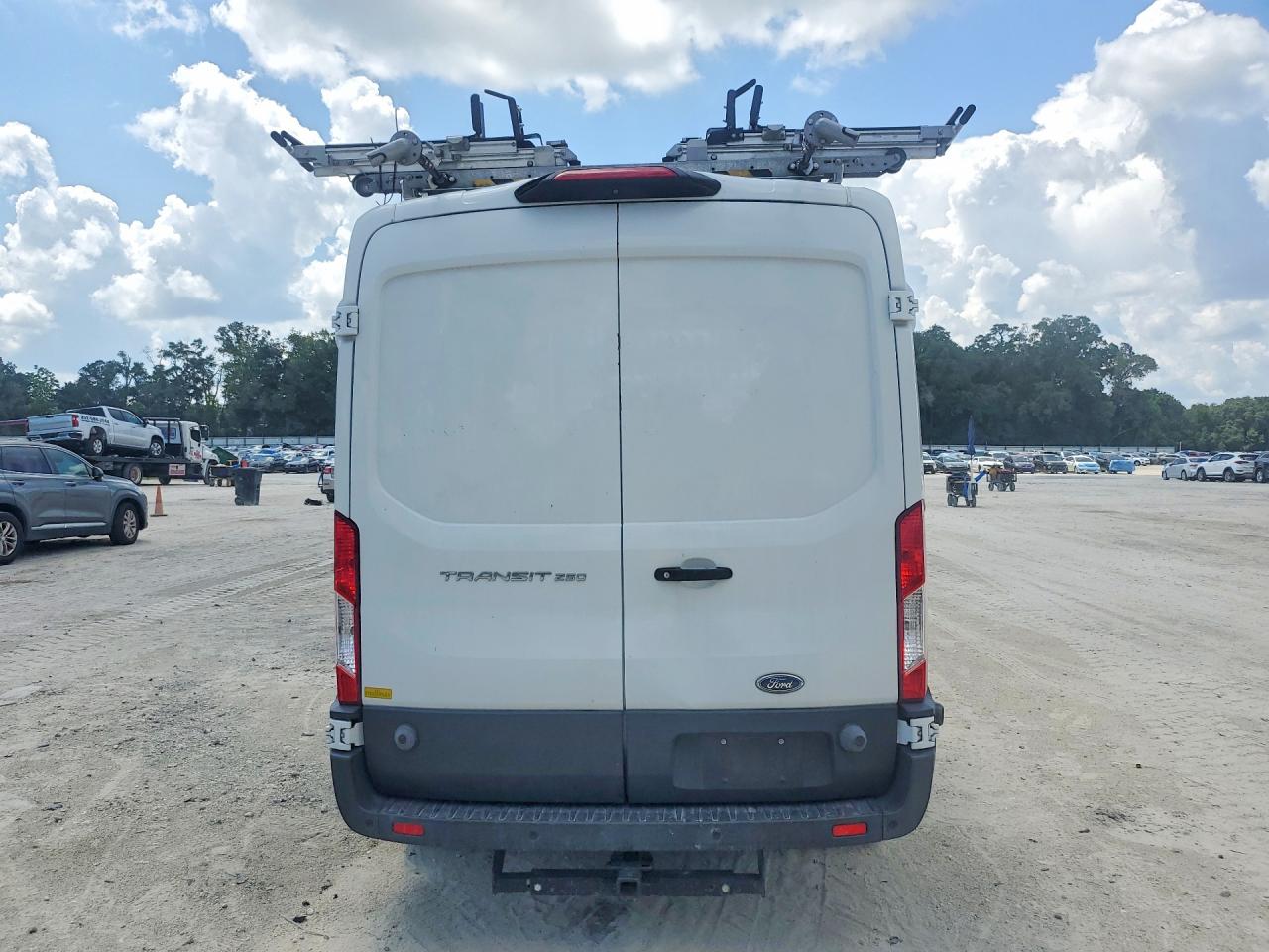 1FTYR2CM9KKB75700 · 2019 FORD TRANSIT · 6/12