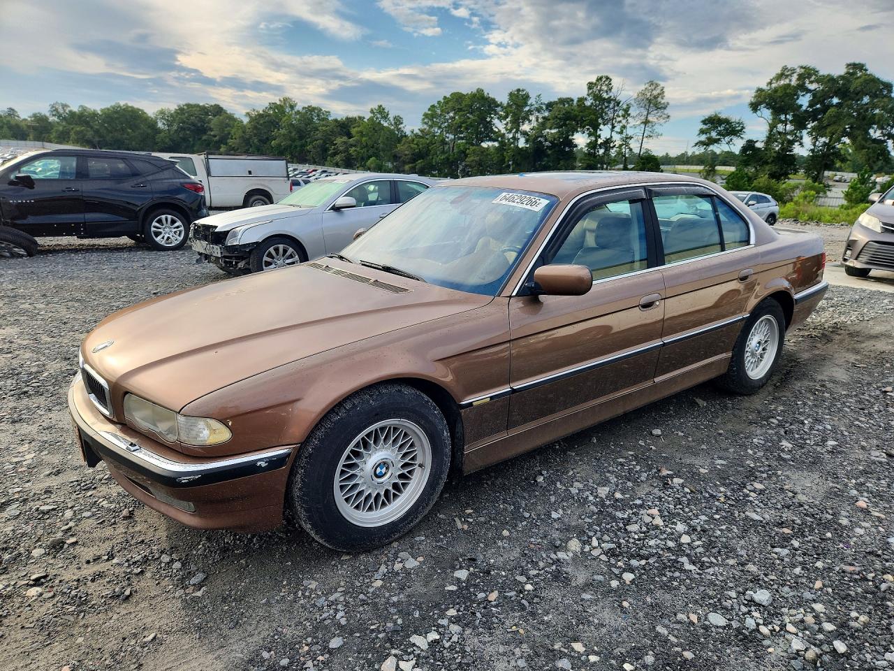 WBAGG83491DN82551 · 2001 BMW 740