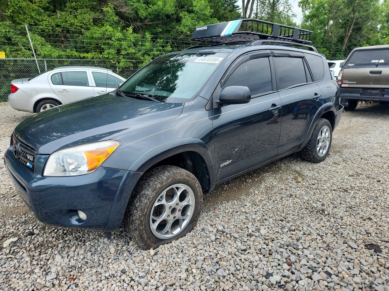 JTMBK32V986047744 · 2008 TOYOTA RAV4