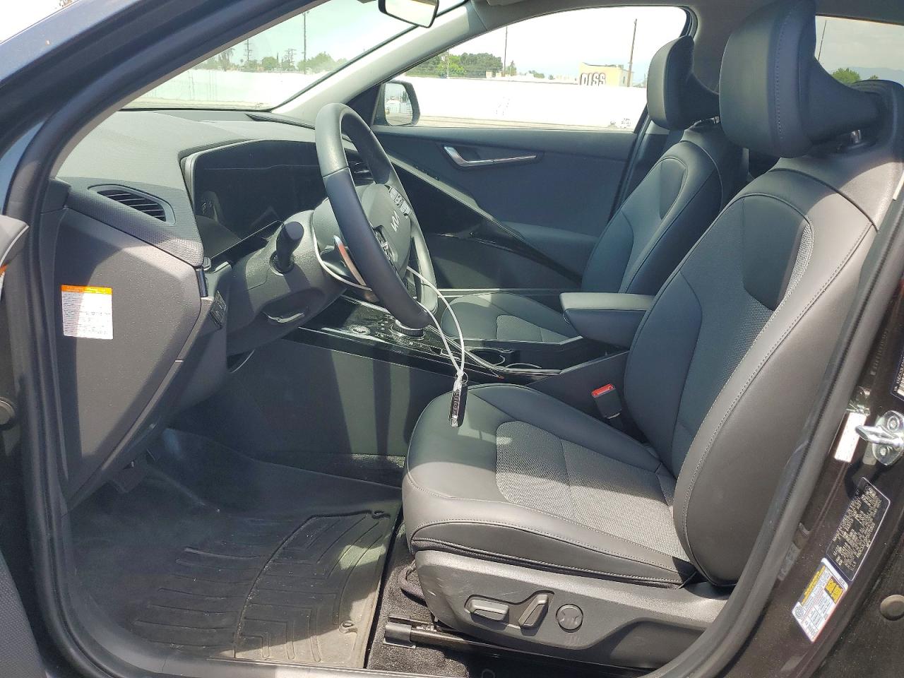 KNDCS3LF5P5070809 · 2023 KIA NIRO · 7/13