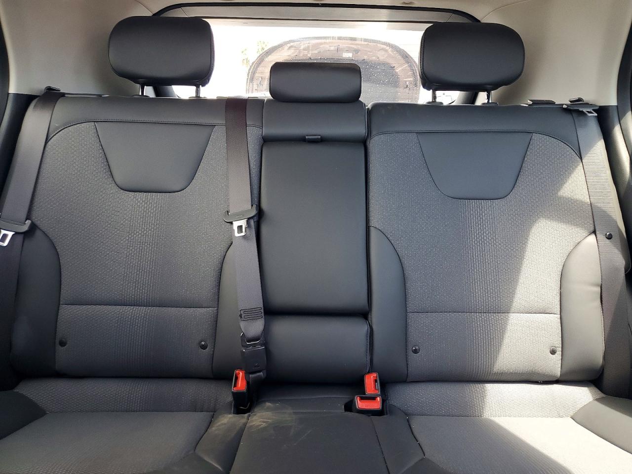 KNDCS3LF5P5070809 · 2023 KIA NIRO · 10/13