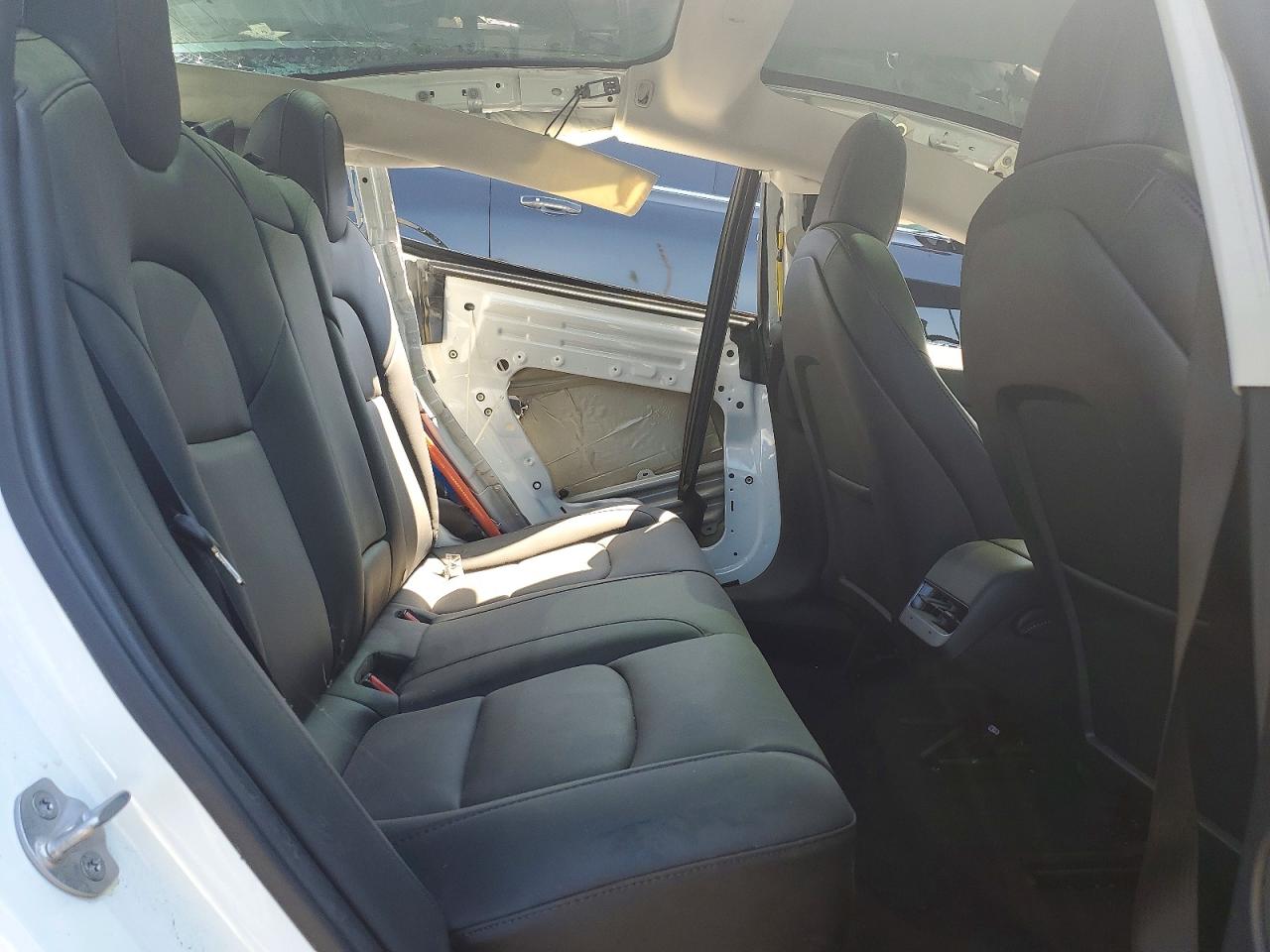 5YJ3E1EA6NF242550 · 2022 TESLA MODEL 3 · 10/12