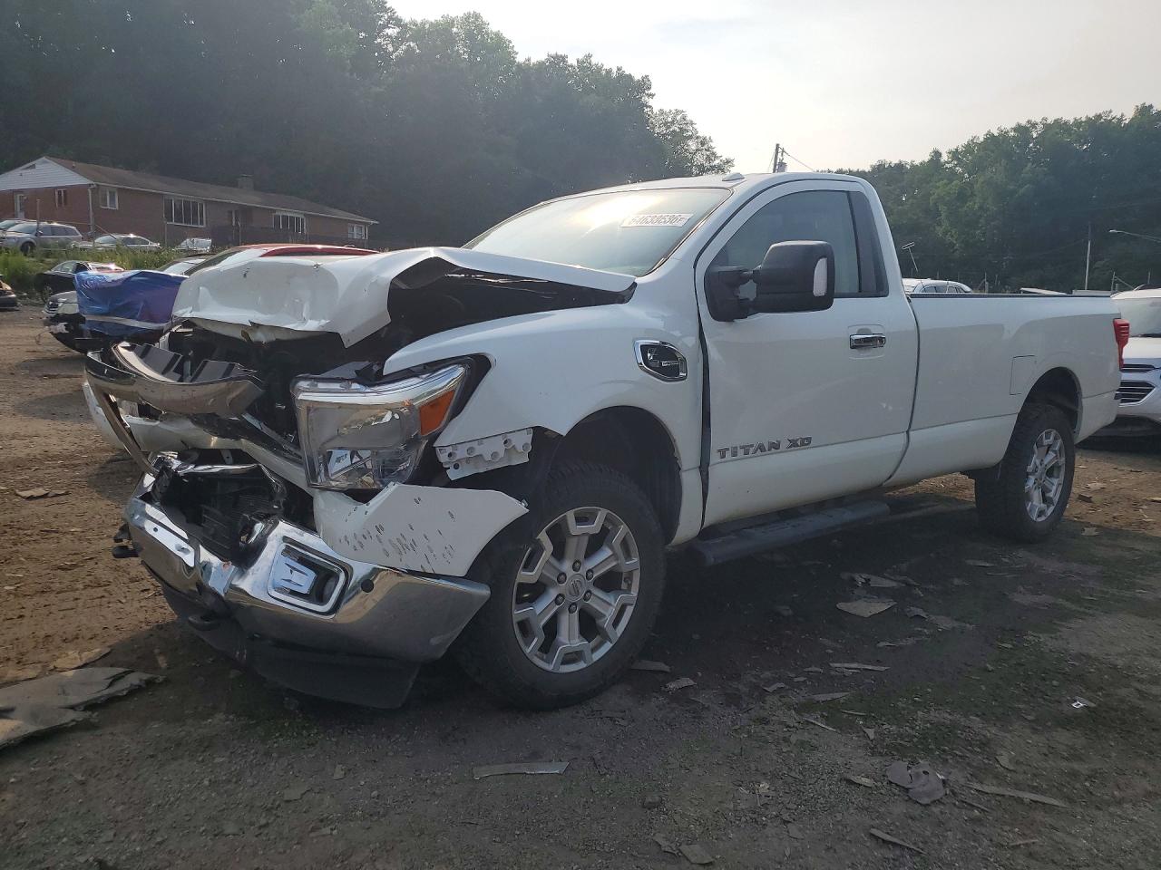 1N6BA1RP1HN537869 · 2017 NISSAN TITAN XD
