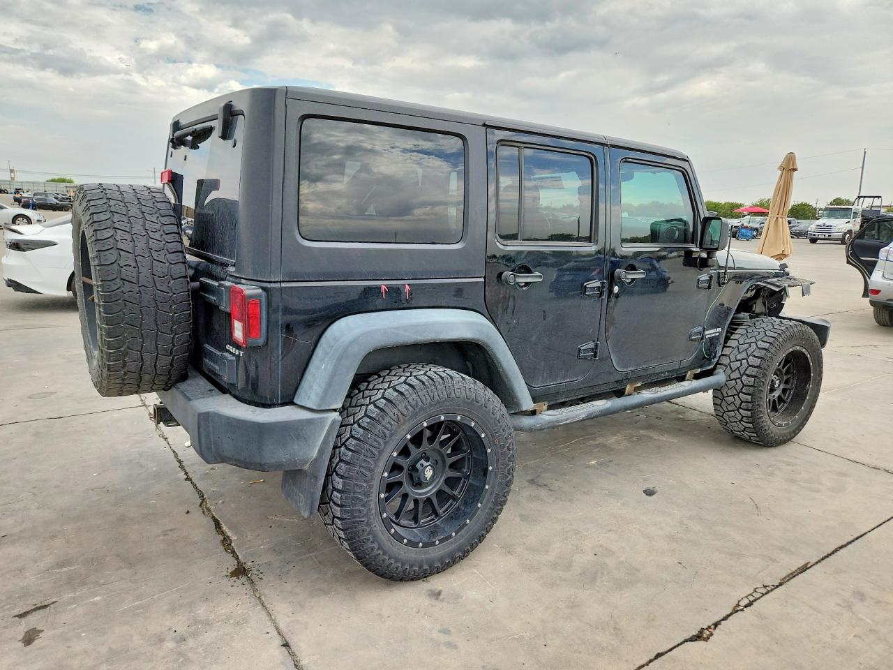 1C4BJWFG5CL206690 · 2012 JEEP WRANGLER UNLIMITED · 3/13