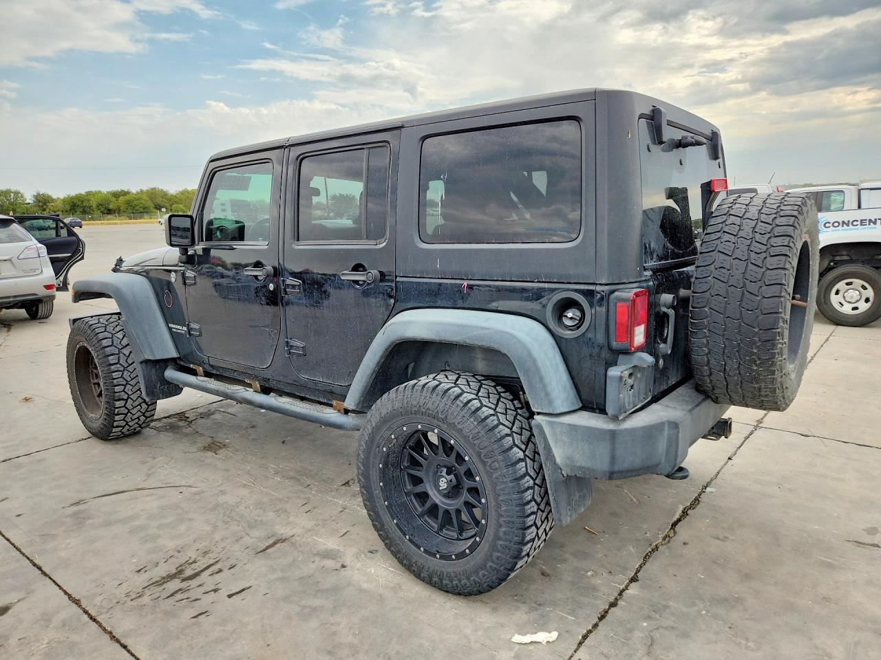 1C4BJWFG5CL206690 · 2012 JEEP WRANGLER UNLIMITED · 2/13
