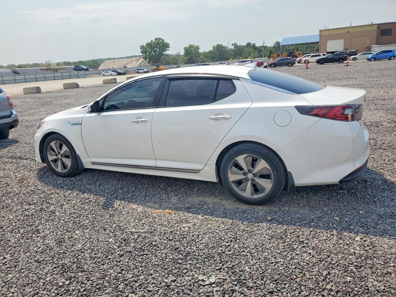 KNAGN4AD4E5068818 · 2014 KIA OPTIMA · 2/12
