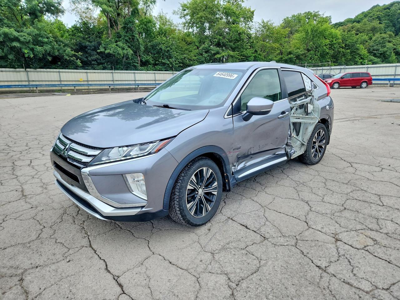 JA4AT5AA9JZ039192 · 2018 MITSUBISHI ECLIPSE CROSS