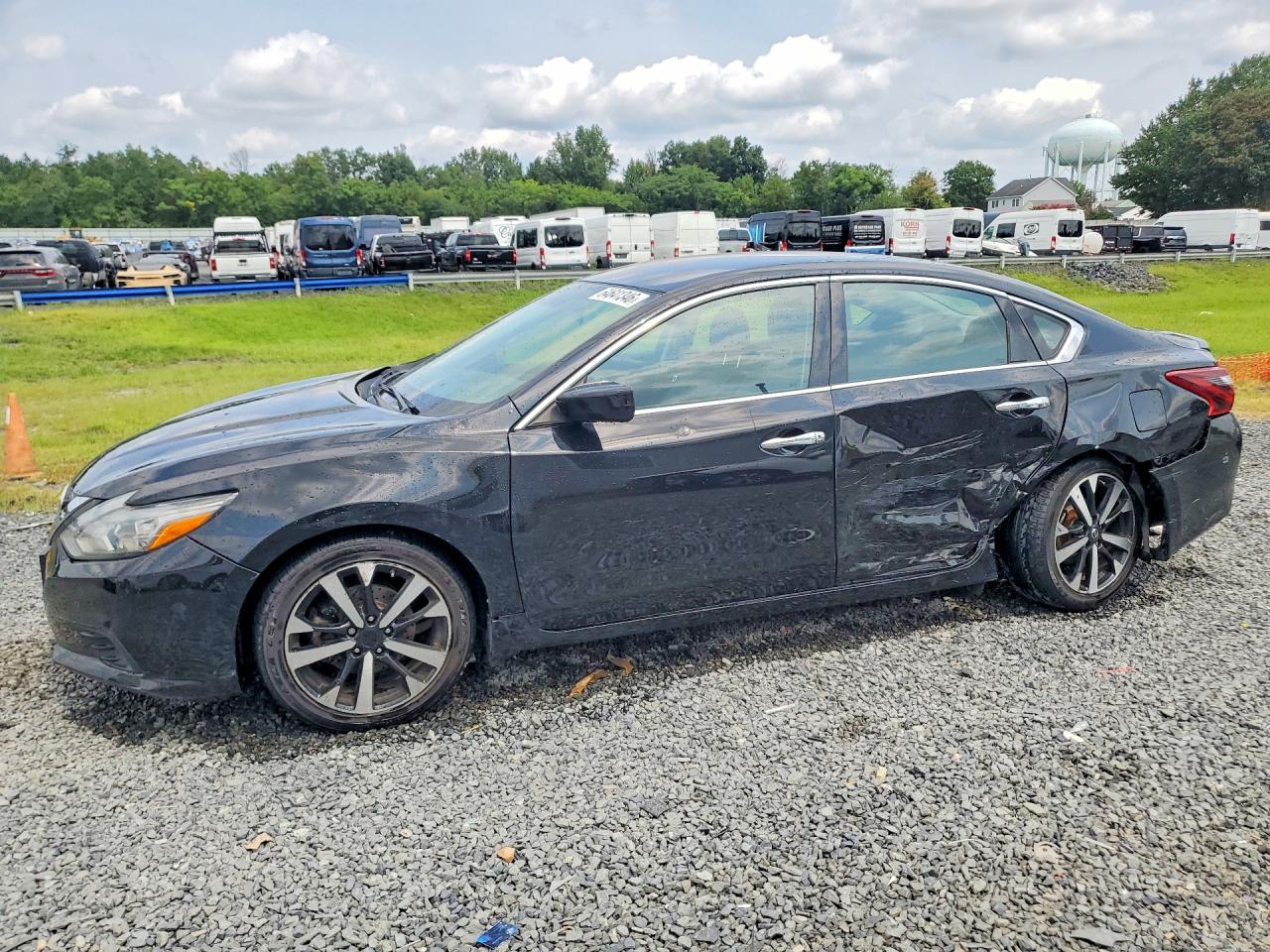 1N4AL3AP0JC118015 · 2018 NISSAN ALTIMA