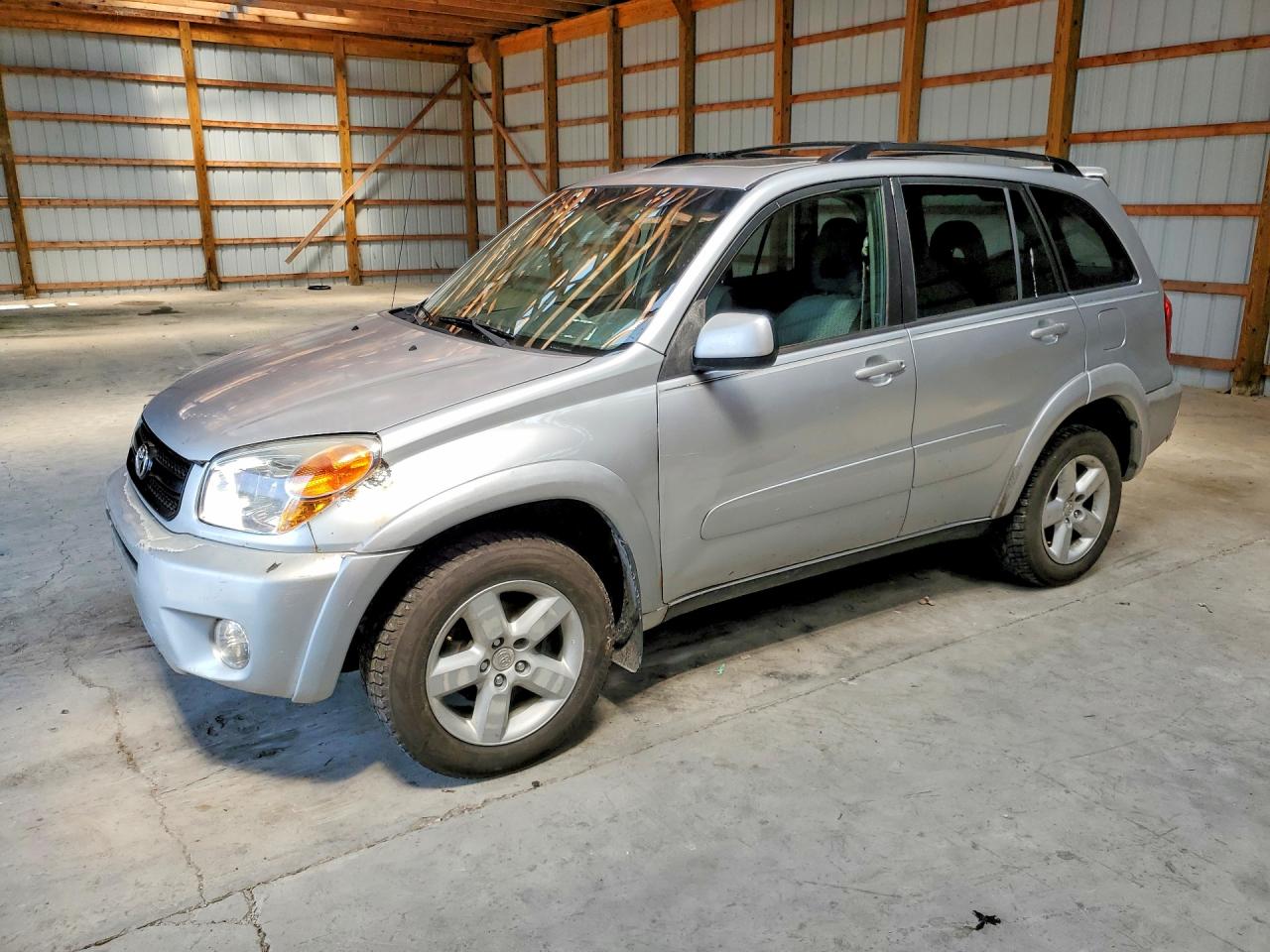 JTEHD20V246001227 · 2004 TOYOTA RAV4