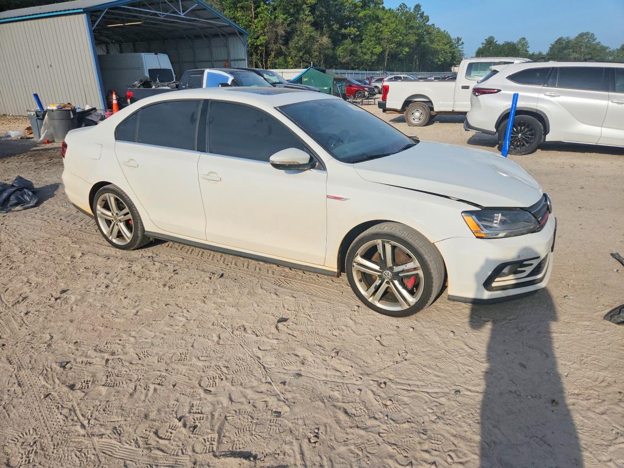 3VW5T7AJ7HM359557 · 2017 VOLKSWAGEN JETTA · 4/12