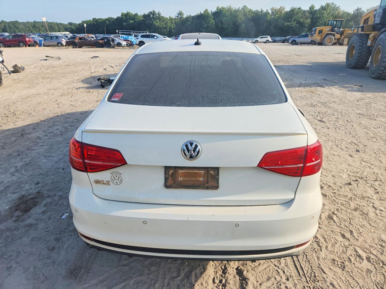 3VW5T7AJ7HM359557 · 2017 VOLKSWAGEN JETTA · 6/12