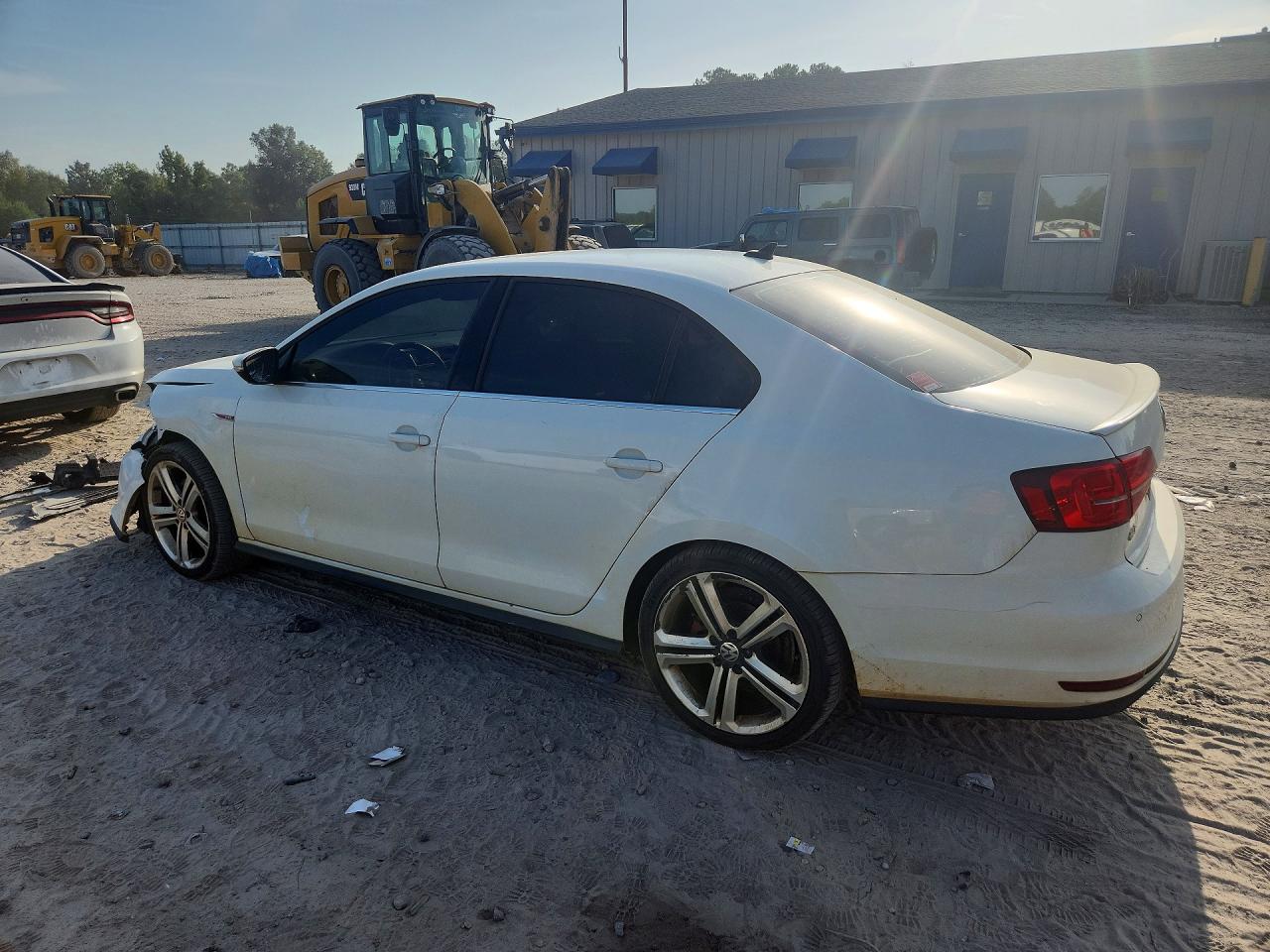 3VW5T7AJ7HM359557 · 2017 VOLKSWAGEN JETTA · 2/12