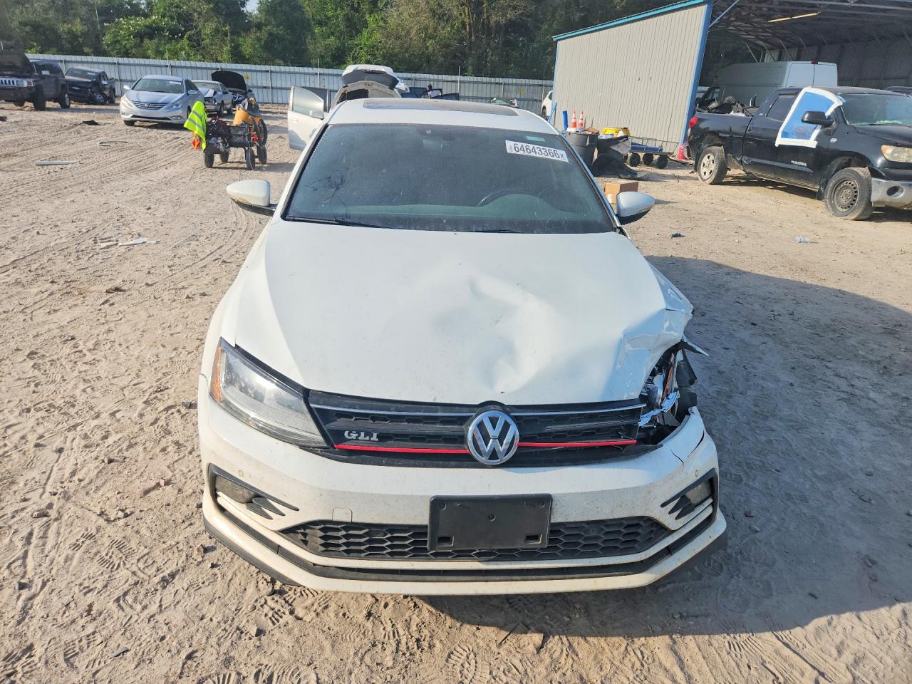 3VW5T7AJ7HM359557 · 2017 VOLKSWAGEN JETTA · 5/12