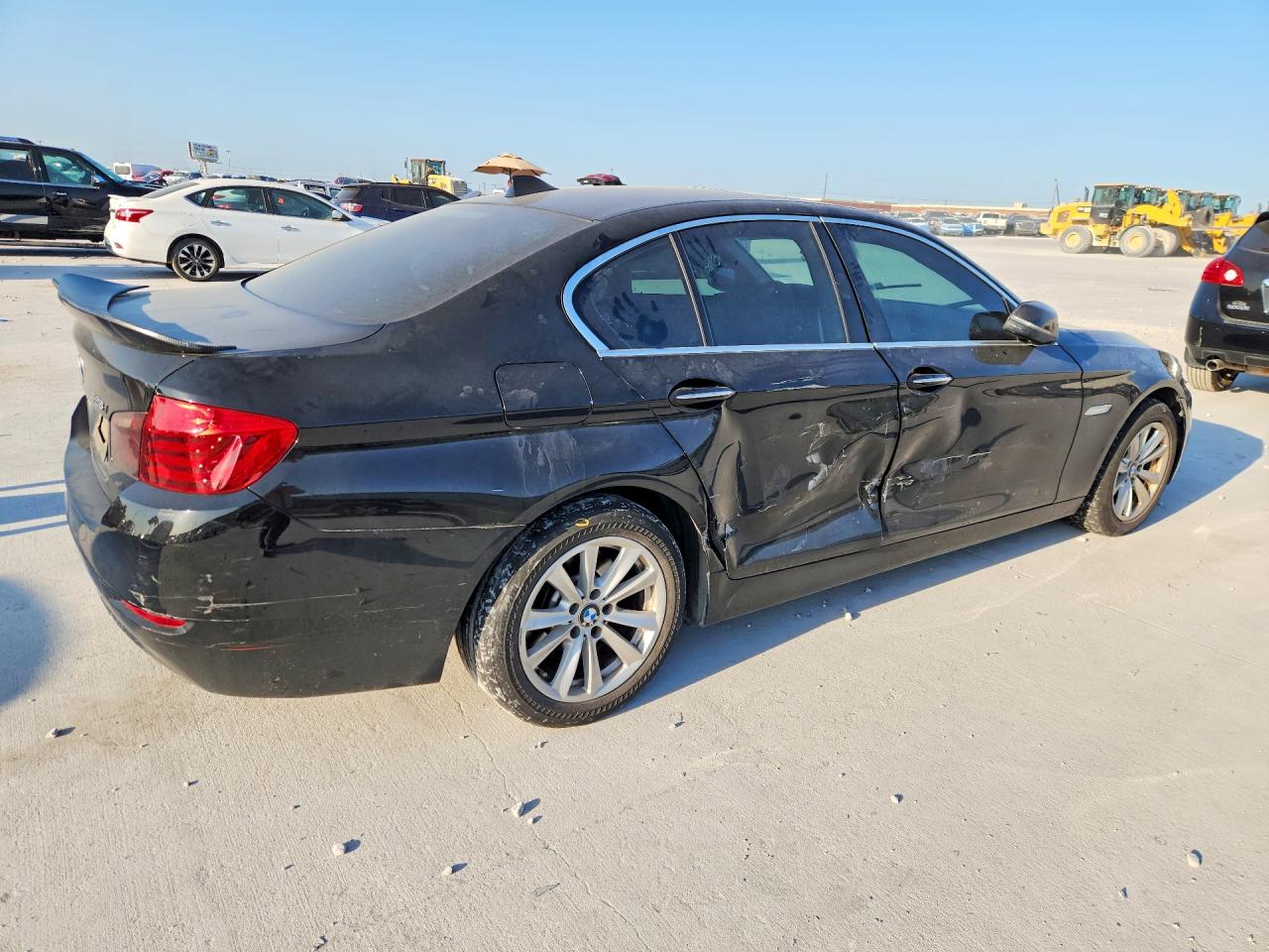 WBA5A5C53GG351538 · 2016 BMW 528 · 3/12