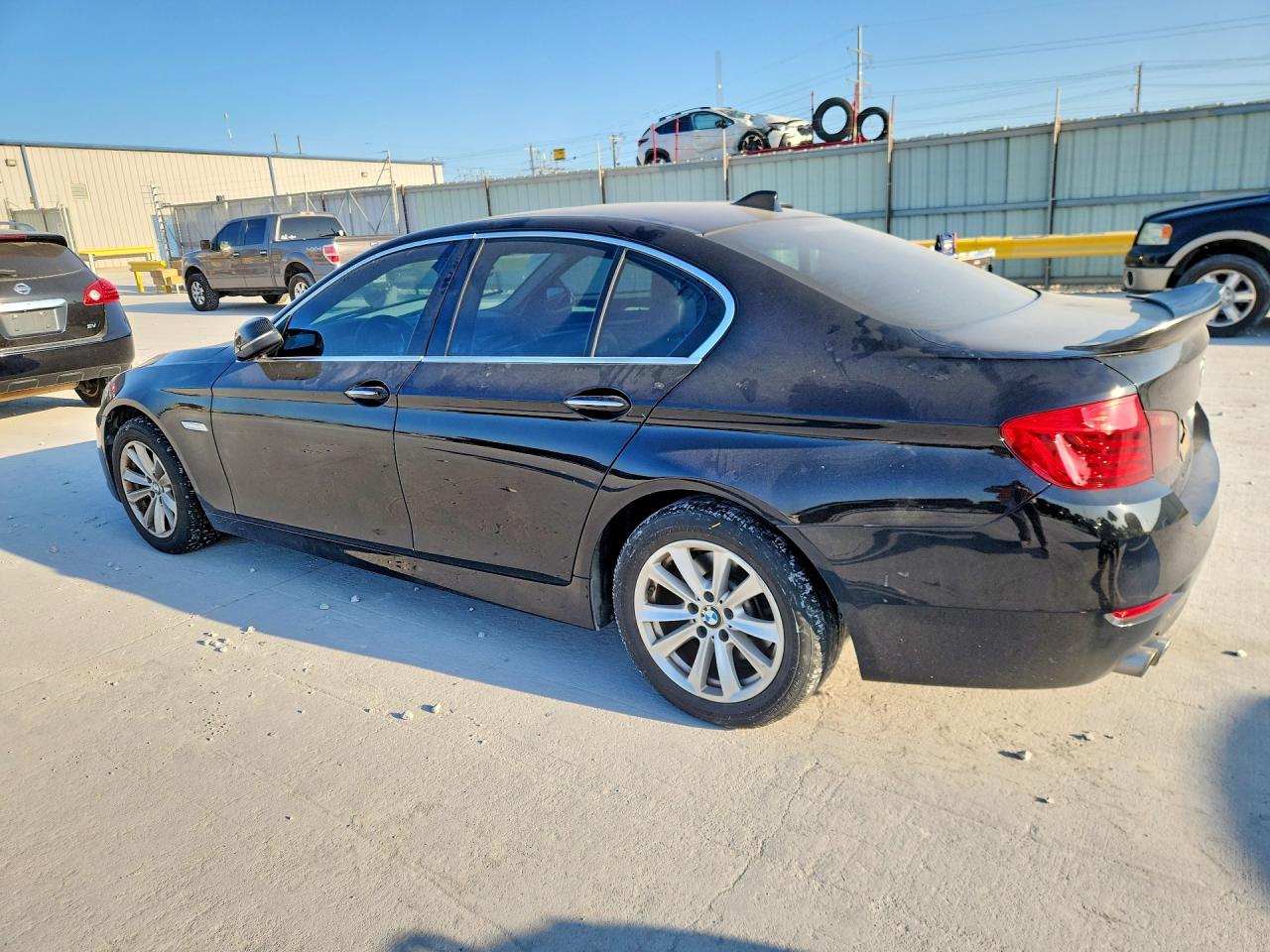 WBA5A5C53GG351538 · 2016 BMW 528 · 2/12