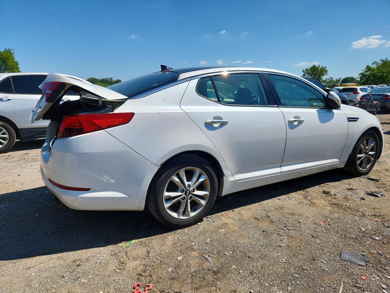 KNAGN4A74B5120910 · 2011 KIA OPTIMA · 3/12