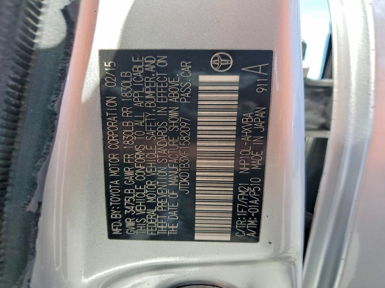 JTDKDTB3XF1582097 · 2015 TOYOTA PRIUS C · 12/12