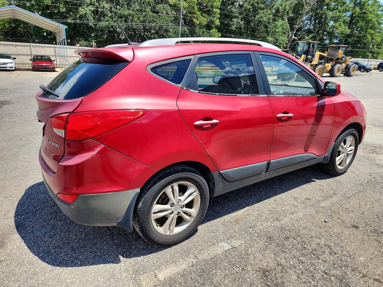 KM8JU3AC0BU128491 · 2011 HYUNDAI TUCSON · 3/13