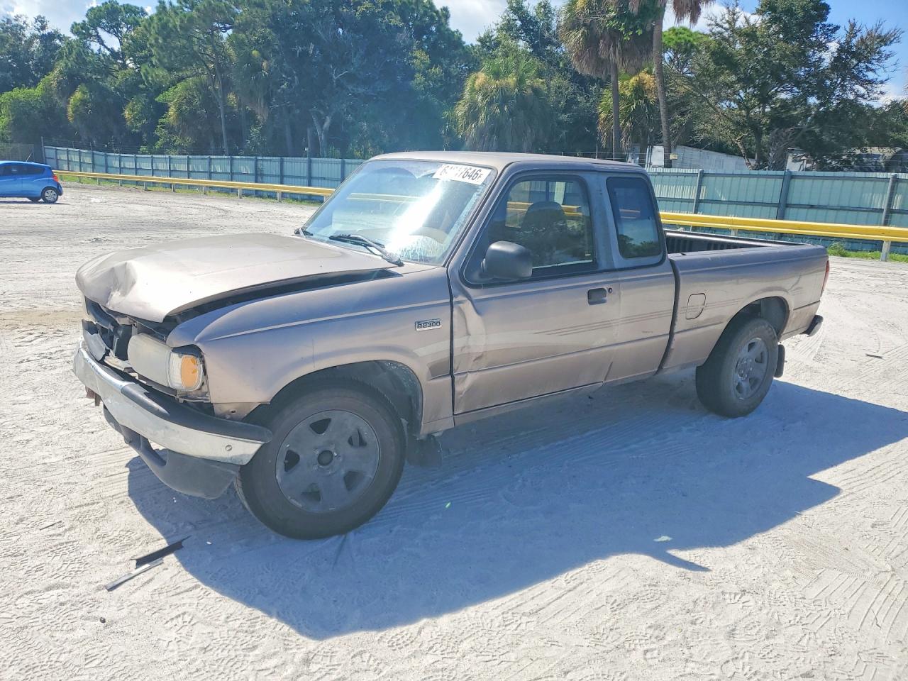 1996 MAZDA B2300