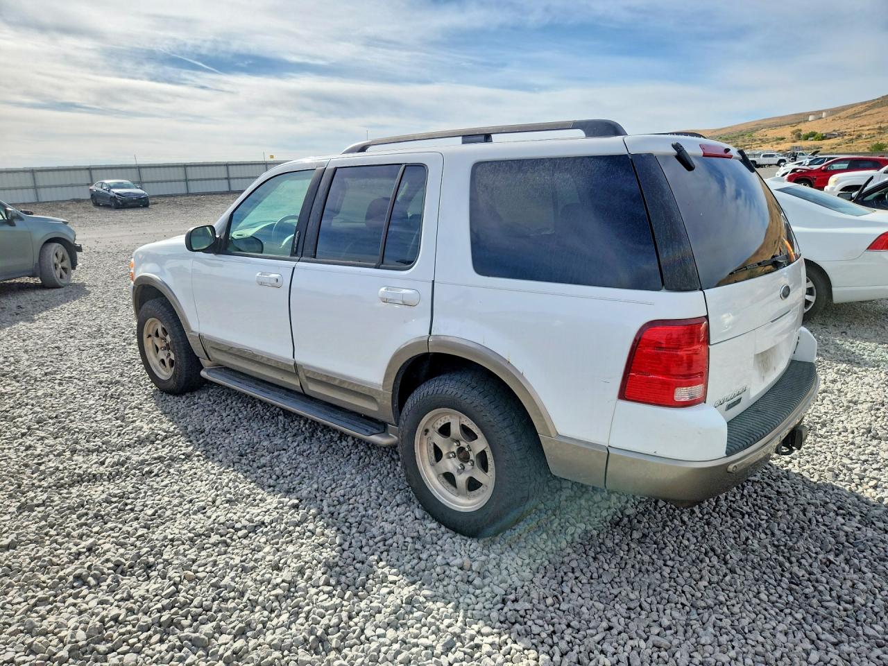 1FMDU74W63UB55870 · 2003 FORD EXPLORER · 2/13
