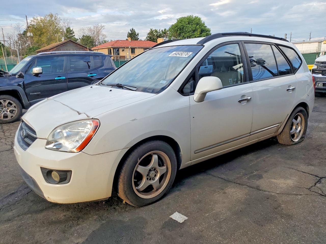 2008 KIA RONDO