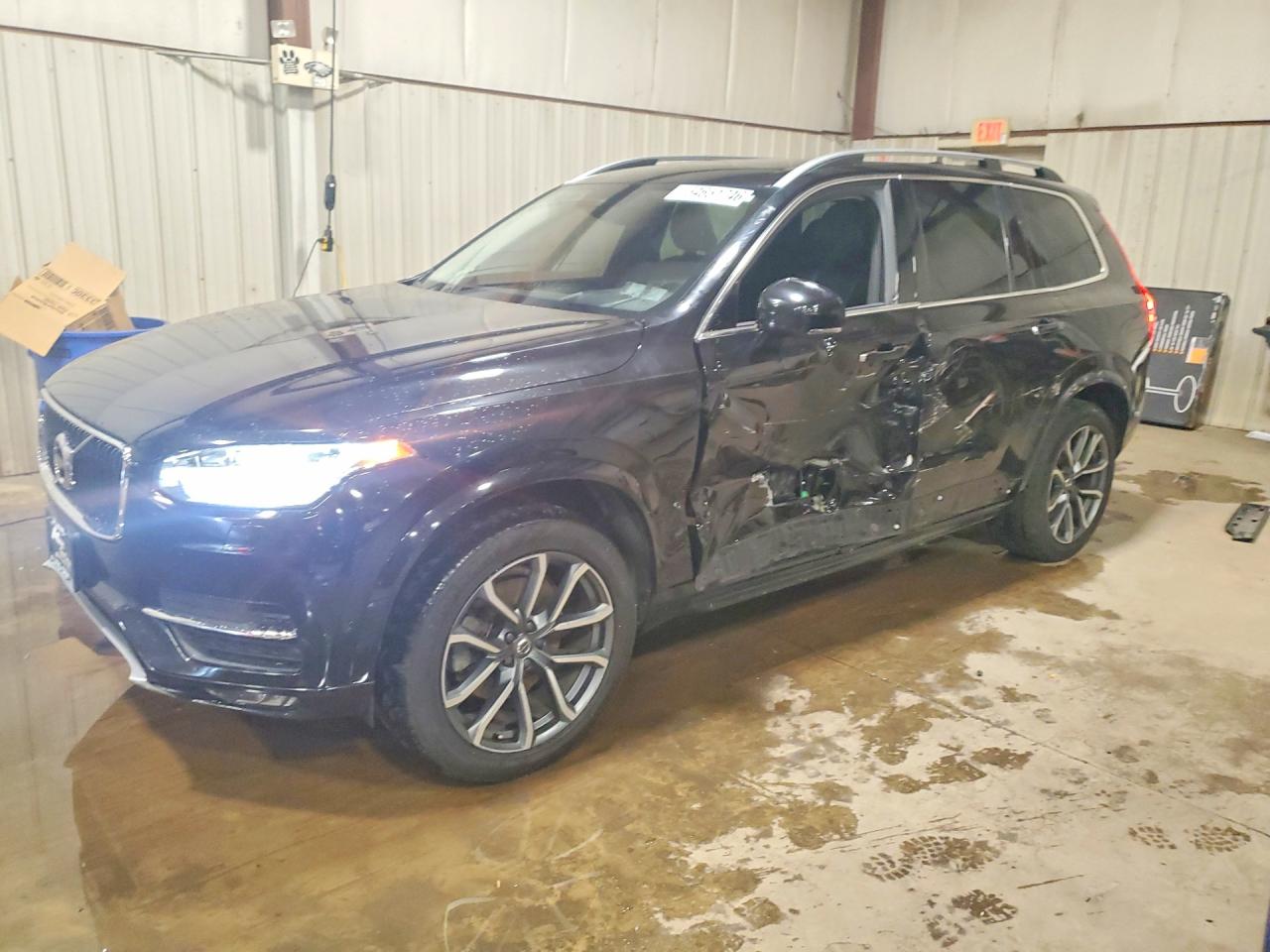 YV4A22PK6H1105274 · 2017 VOLVO XC90