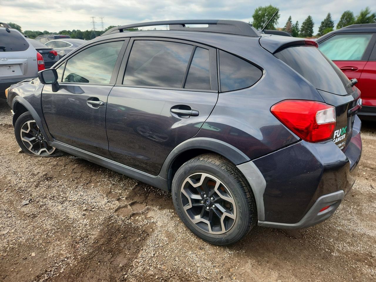 JF2GPABC9H8218637 · 2017 SUBARU CROSSTREK · 2/12