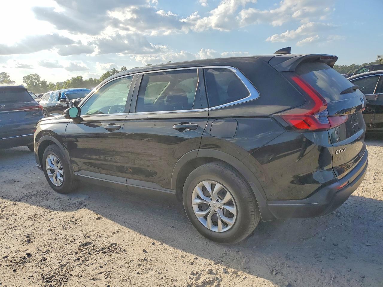 7FARS4H23TE003726 · 2026 HONDA CR-V · 2/13