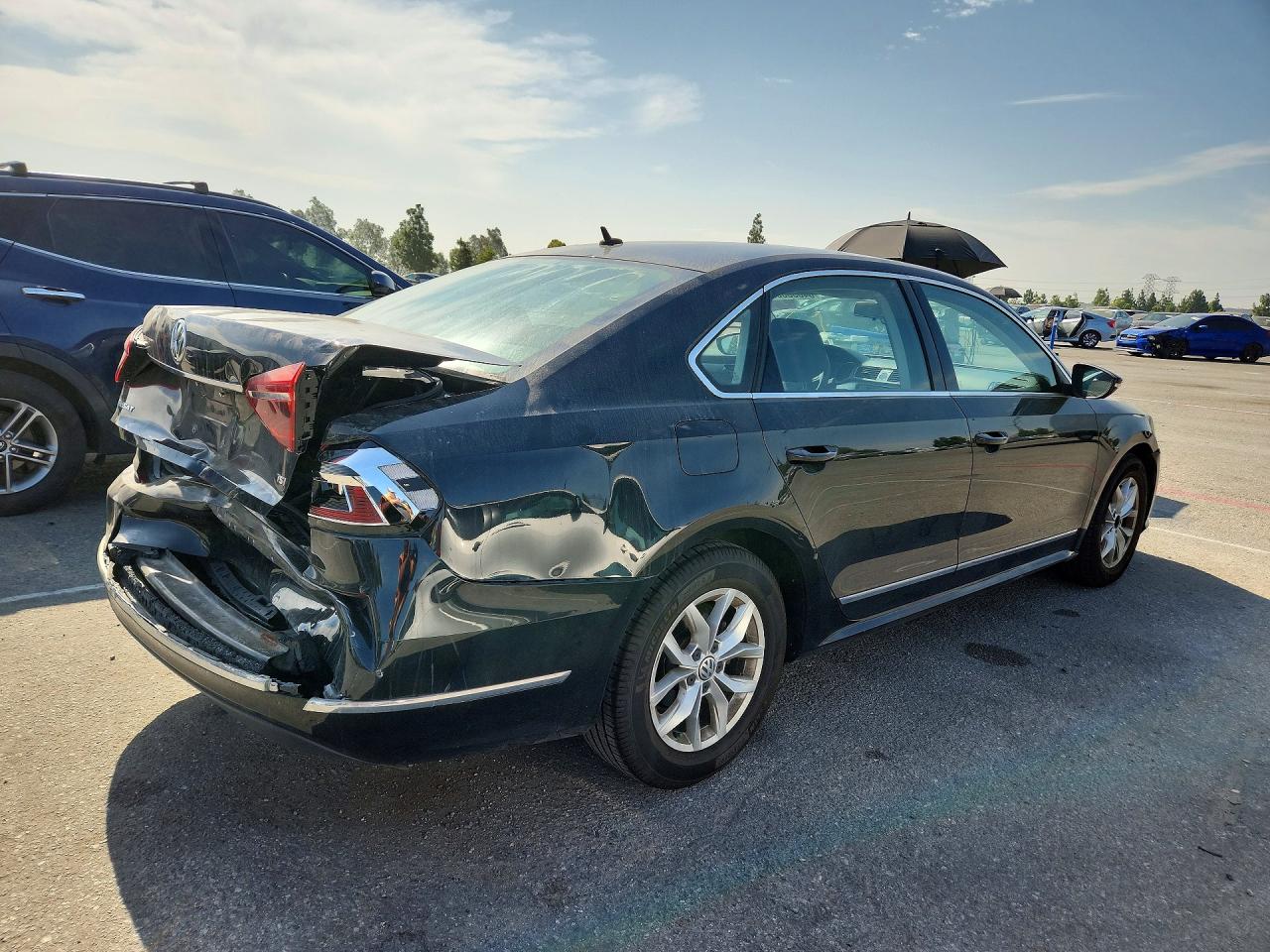 1VWAT7A38HC020260 · 2017 VOLKSWAGEN PASSAT · 3/12