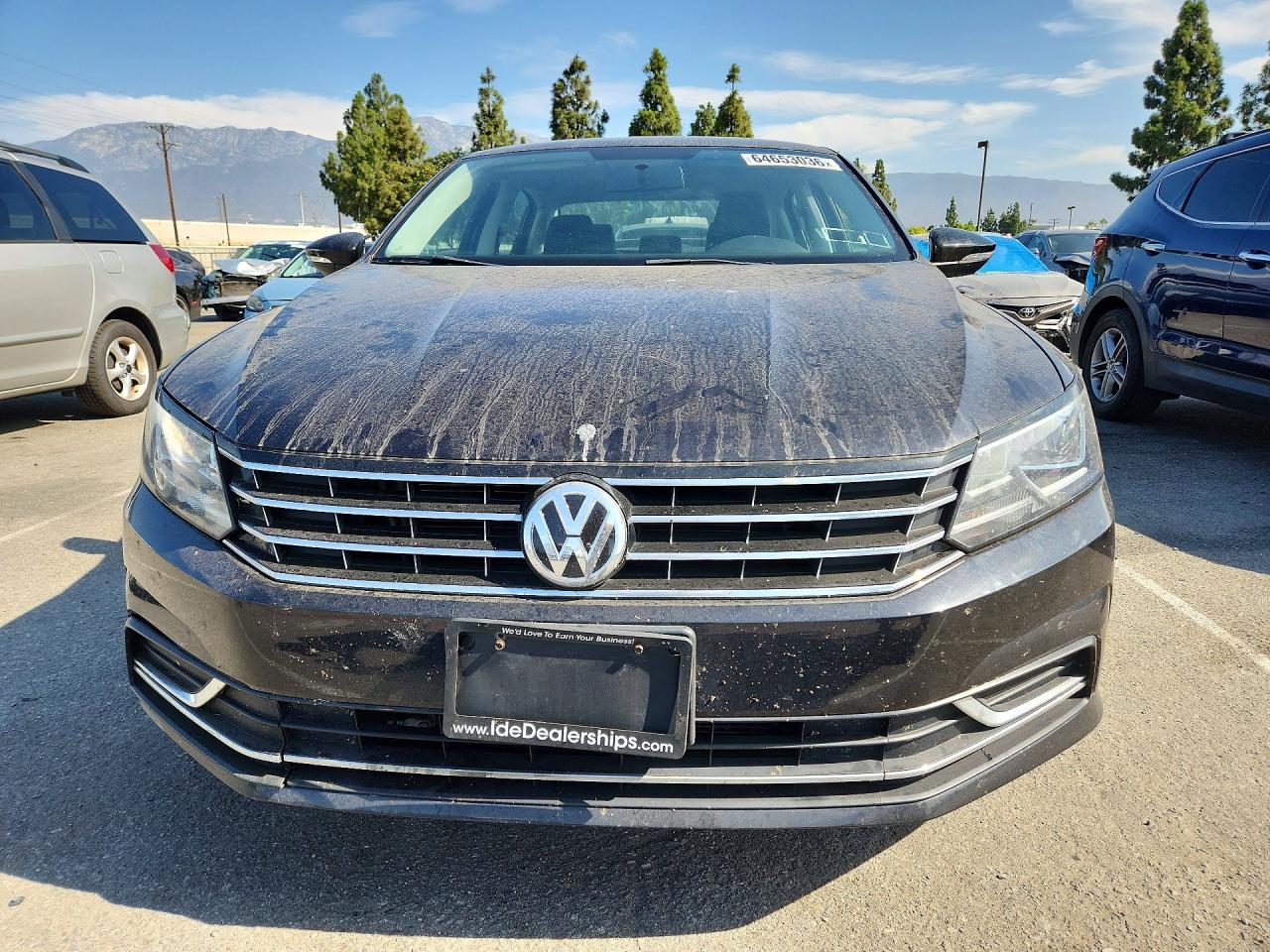1VWAT7A38HC020260 · 2017 VOLKSWAGEN PASSAT · 5/12