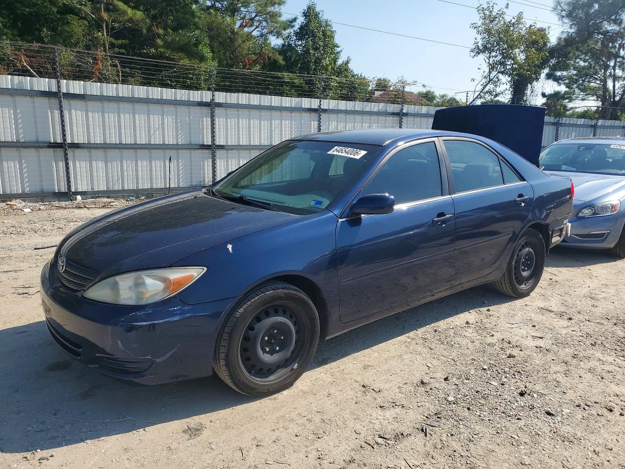 JTDBE32KX40268473 · 2004 TOYOTA CAMRY