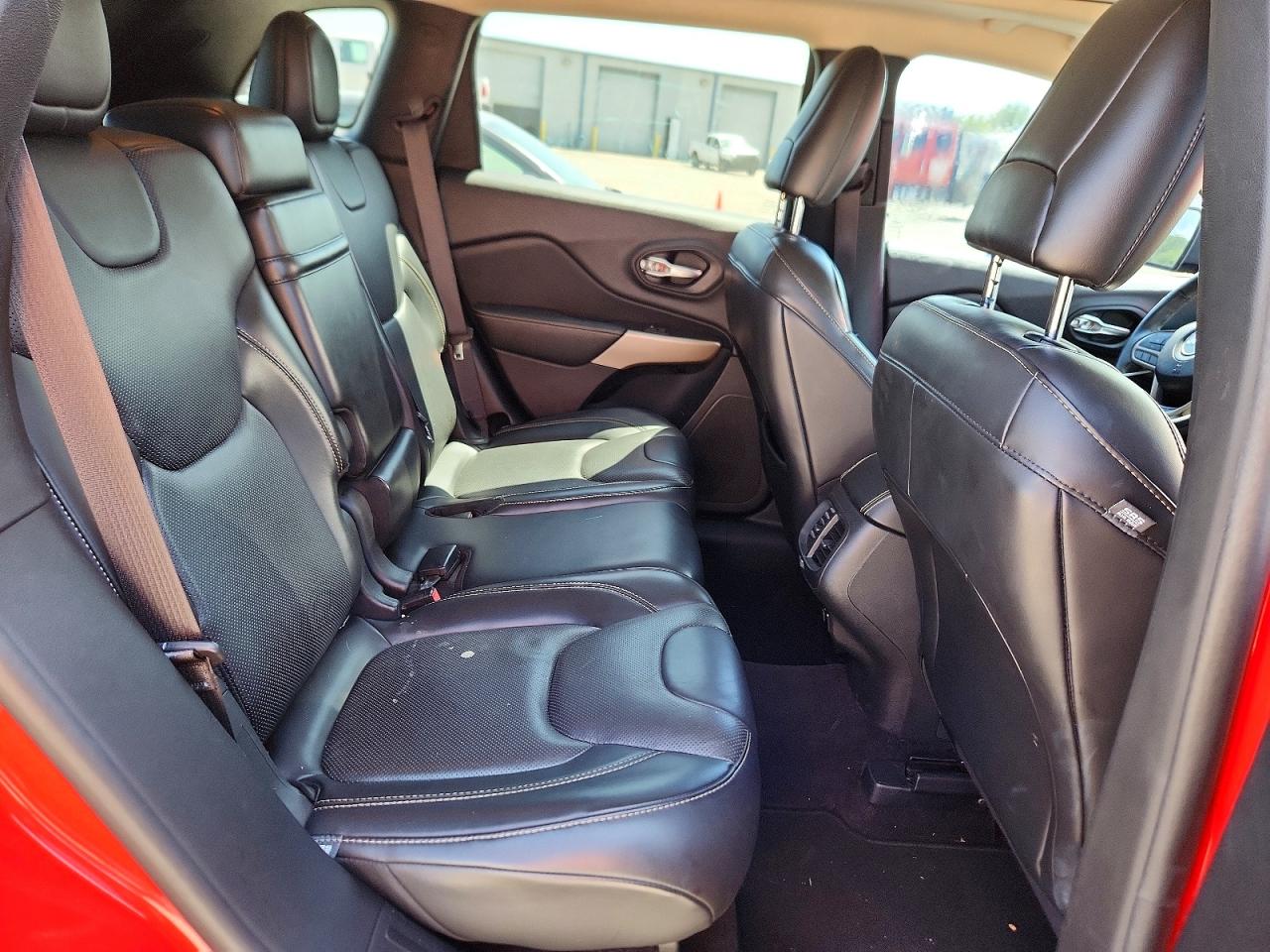1C4PJLDB2HW604568 · 2017 JEEP CHEROKEE · 10/12