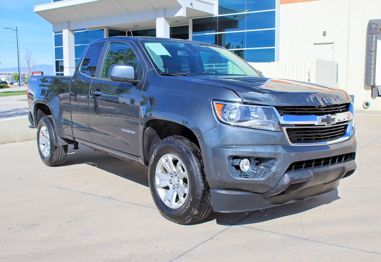 1GCHTCENXH1238573 · 2017 CHEVROLET COLORADO