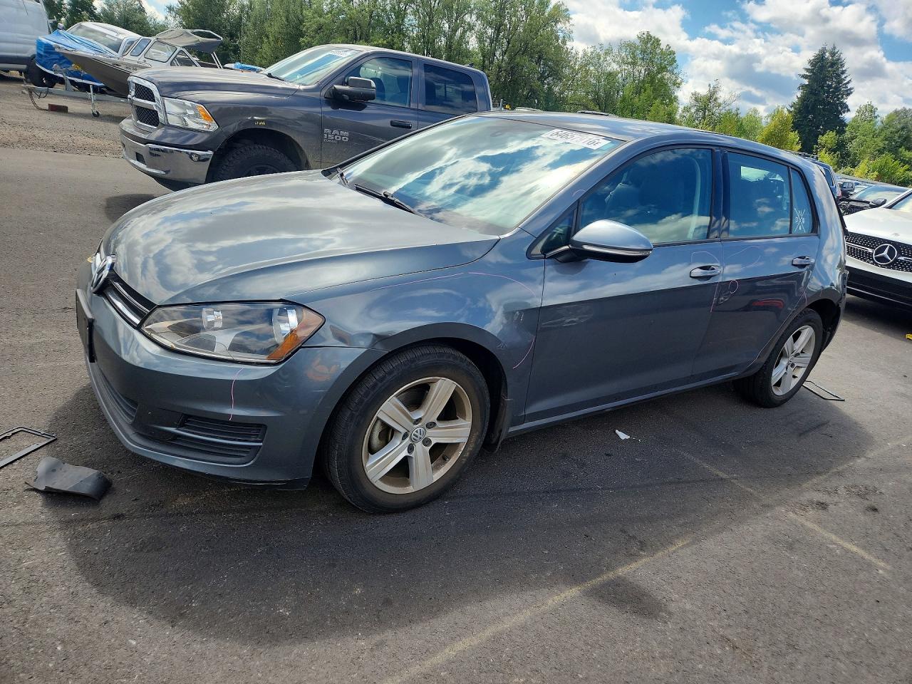 3VW217AU6HM014975 · 2017 VOLKSWAGEN GOLF