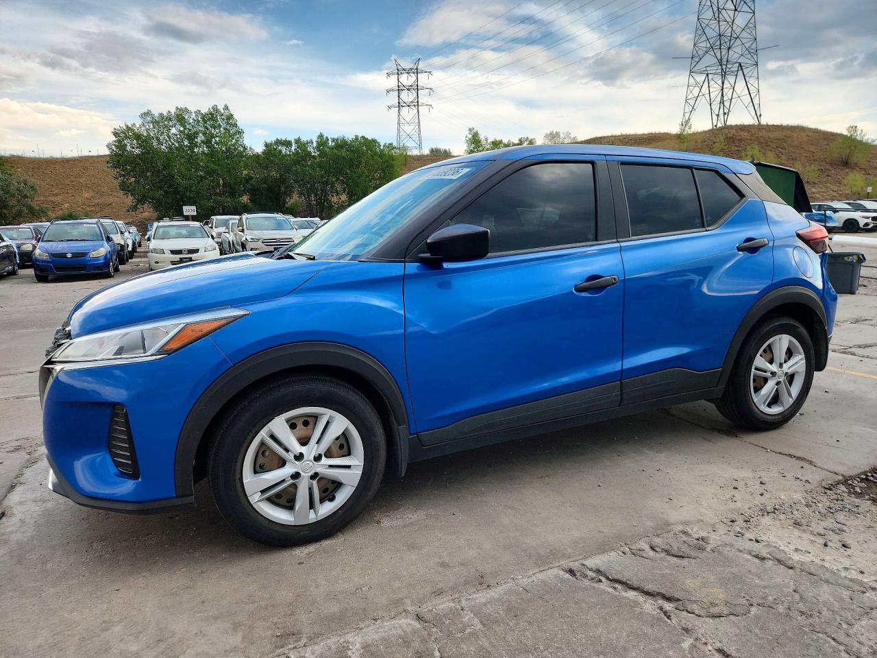 3N1CP5BV4ML560405 · 2021 NISSAN KICKS