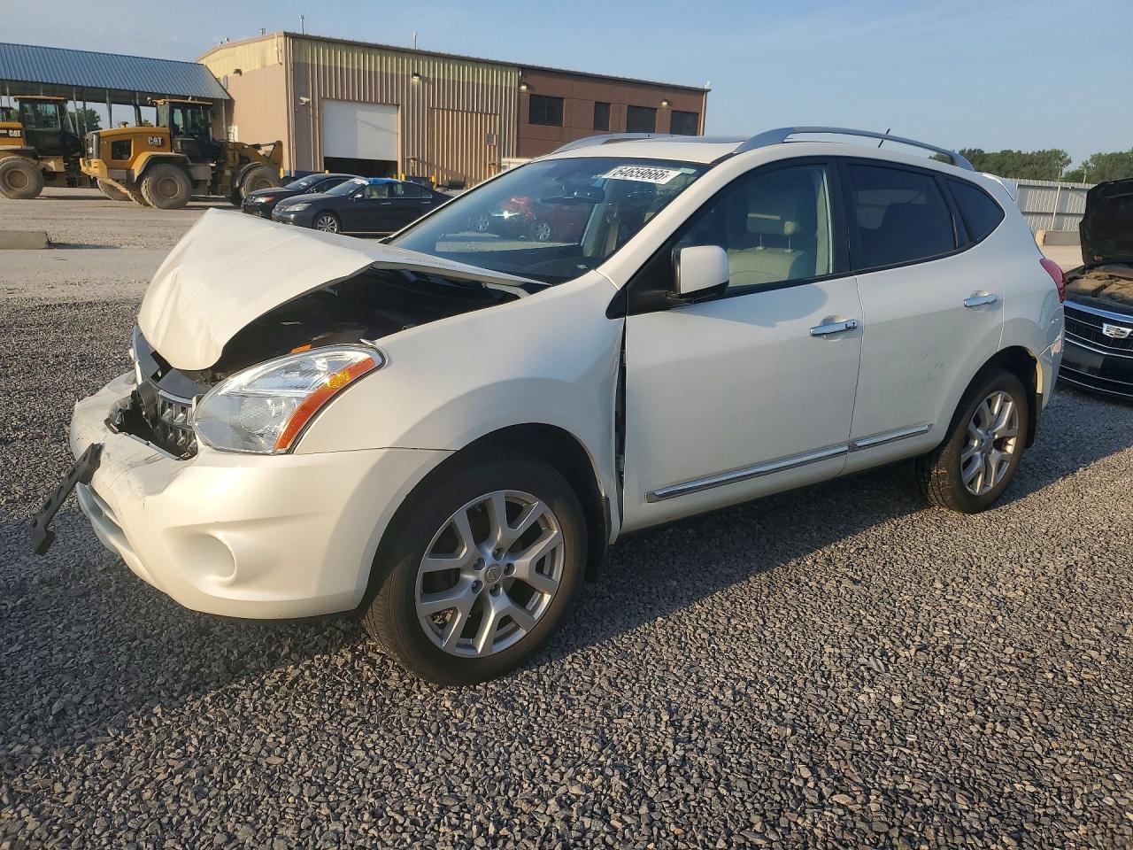 JN8AS5MV4DW619998 · 2013 NISSAN ROGUE